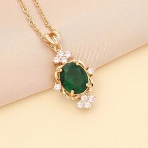 *AELLA* Gold x Green Fashion Zircon Rhinestone Necklace